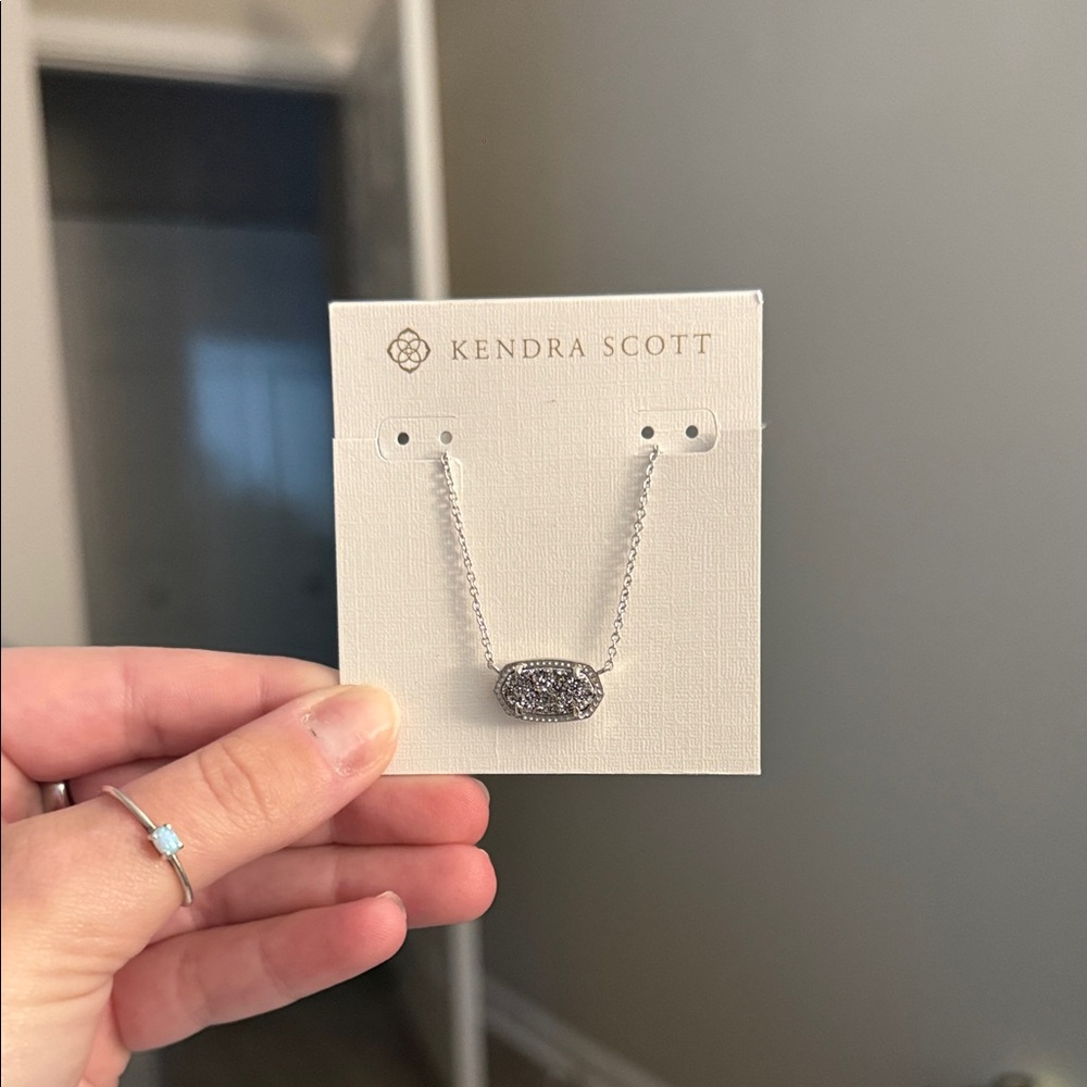 Kendra Scott Silver Pendant Necklace